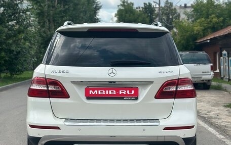 Mercedes-Benz M-Класс, 2012 год, 3 000 000 рублей, 9 фотография