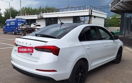 Skoda Rapid II, 2021 год, 1 950 000 рублей, 2 фотография