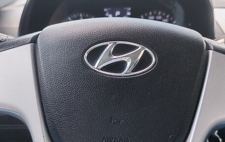 Hyundai Solaris II рестайлинг, 2013 год, 760 000 рублей, 12 фотография