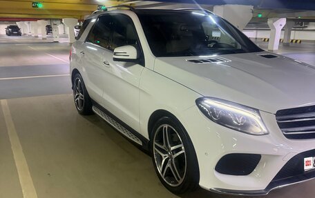 Mercedes-Benz GLE, 2015 год, 3 500 000 рублей, 3 фотография