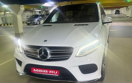 Mercedes-Benz GLE, 2015 год, 3 500 000 рублей, 2 фотография