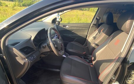 Hyundai Solaris II рестайлинг, 2022 год, 1 840 000 рублей, 6 фотография