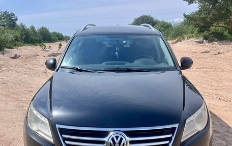 Volkswagen Tiguan I, 2010 год, 820 000 рублей, 2 фотография