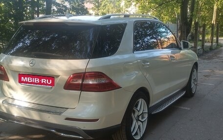 Mercedes-Benz M-Класс, 2012 год, 1 800 000 рублей, 9 фотография