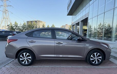 Hyundai Solaris II рестайлинг, 2019 год, 1 420 000 рублей, 5 фотография