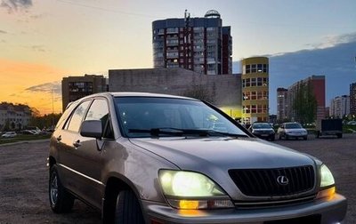 Lexus RX IV рестайлинг, 2000 год, 370 000 рублей, 1 фотография