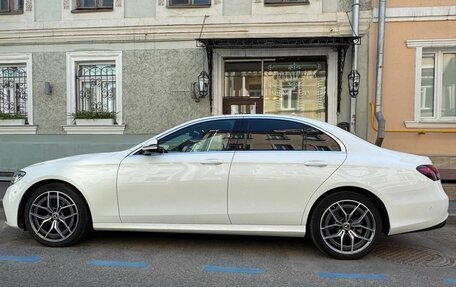 Mercedes-Benz E-Класс, 2020 год, 3 500 000 рублей, 7 фотография