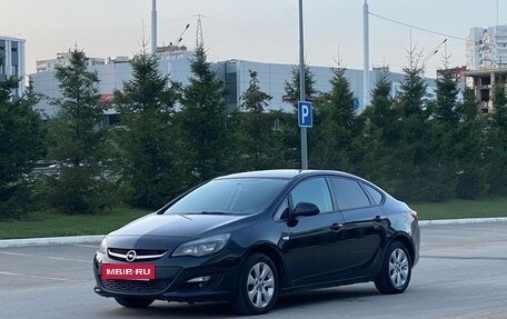 Opel Astra J, 2014 год, 895 000 рублей, 10 фотография
