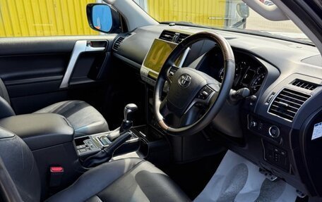 Toyota Land Cruiser Prado 150 рестайлинг 2, 2020 год, 5 100 000 рублей, 8 фотография