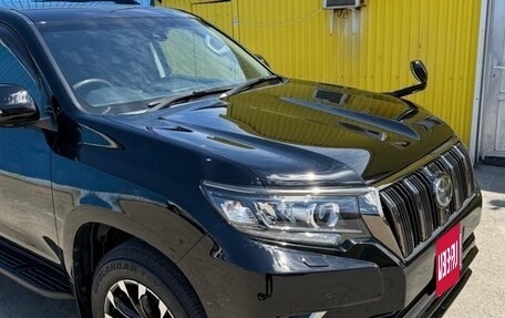Toyota Land Cruiser Prado 150 рестайлинг 2, 2020 год, 5 100 000 рублей, 3 фотография