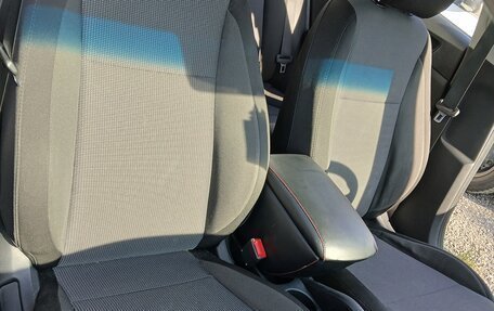 Hyundai Solaris II рестайлинг, 2018 год, 825 000 рублей, 9 фотография