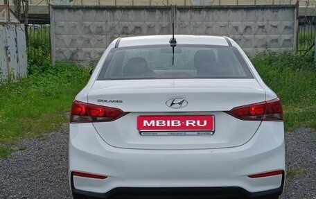 Hyundai Solaris II рестайлинг, 2018 год, 825 000 рублей, 4 фотография