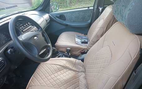 Chevrolet Niva I рестайлинг, 2004 год, 375 000 рублей, 10 фотография