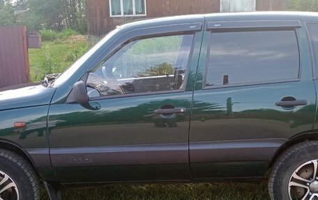Chevrolet Niva I рестайлинг, 2004 год, 375 000 рублей, 18 фотография