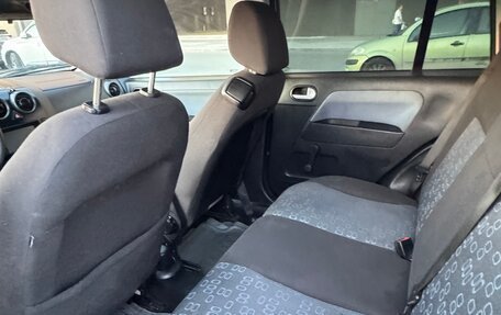 Ford Fusion I, 2005 год, 330 000 рублей, 9 фотография