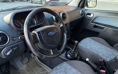Ford Fusion I, 2005 год, 330 000 рублей, 10 фотография