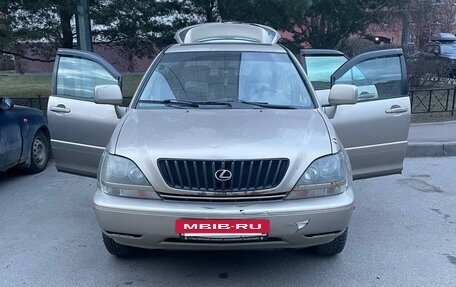 Lexus RX IV рестайлинг, 2000 год, 370 000 рублей, 4 фотография
