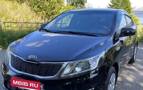 KIA Rio III рестайлинг, 2013 год, 869 000 рублей, 3 фотография