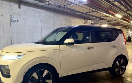 KIA Soul III, 2019 год, 2 000 000 рублей, 2 фотография