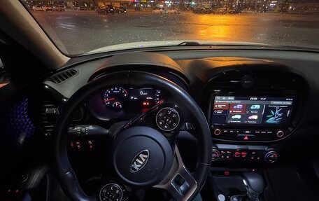 KIA Soul III, 2019 год, 2 000 000 рублей, 9 фотография