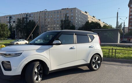 KIA Soul III, 2019 год, 2 000 000 рублей, 18 фотография