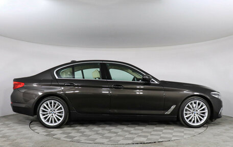 BMW 5 серия, 2018 год, 3 869 000 рублей, 6 фотография