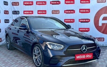 Mercedes-Benz E-Класс, 2021 год, 4 100 000 рублей, 3 фотография