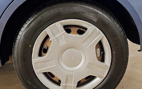 Ford Fiesta, 2005 год, 380 000 рублей, 17 фотография