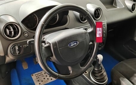 Ford Fiesta, 2005 год, 380 000 рублей, 12 фотография
