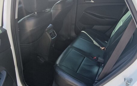 Hyundai Tucson III, 2019 год, 2 245 000 рублей, 14 фотография