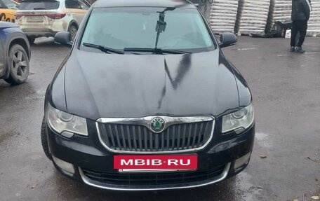 Skoda Superb III рестайлинг, 2012 год, 680 000 рублей, 5 фотография