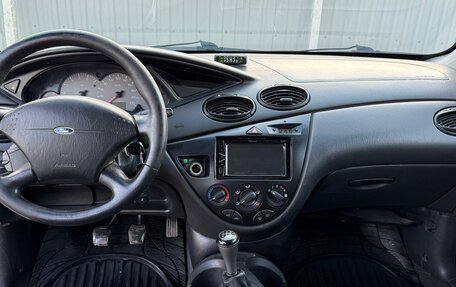 Ford Focus IV, 2001 год, 320 000 рублей, 9 фотография