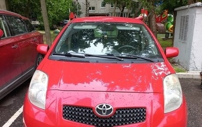 Toyota Yaris III рестайлинг, 2007 год, 700 000 рублей, 1 фотография