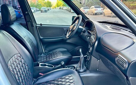 Chevrolet Niva I рестайлинг, 2017 год, 698 000 рублей, 13 фотография