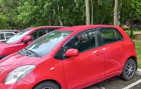 Toyota Yaris III рестайлинг, 2007 год, 700 000 рублей, 3 фотография