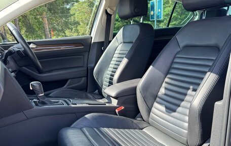 Volkswagen Passat B8 рестайлинг, 2016 год, 1 990 000 рублей, 17 фотография