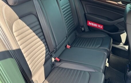 Volkswagen Passat B8 рестайлинг, 2016 год, 1 990 000 рублей, 14 фотография