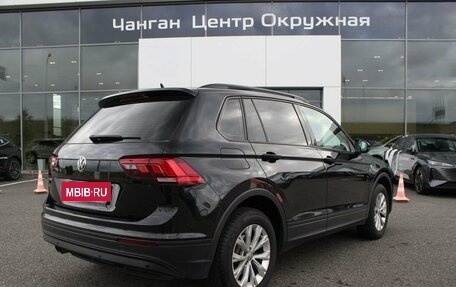 Volkswagen Tiguan II, 2018 год, 2 000 200 рублей, 4 фотография