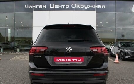 Volkswagen Tiguan II, 2018 год, 2 000 200 рублей, 5 фотография