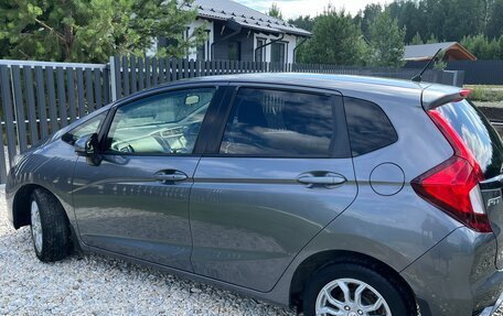 Honda Fit III, 2018 год, 1 250 000 рублей, 6 фотография