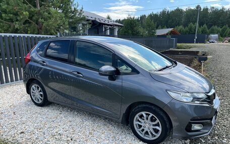 Honda Fit III, 2018 год, 1 250 000 рублей, 4 фотография