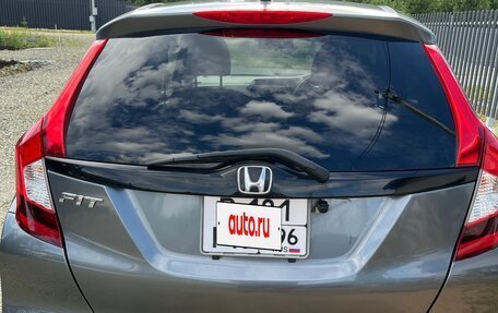 Honda Fit III, 2018 год, 1 250 000 рублей, 20 фотография