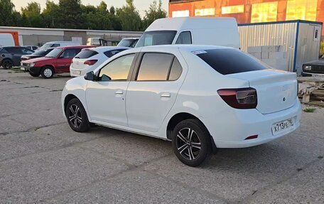 Renault Logan II, 2014 год, 900 000 рублей, 5 фотография