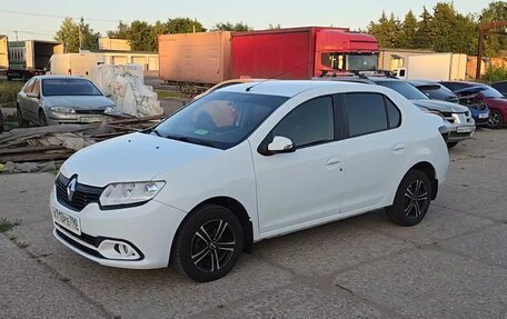 Renault Logan II, 2014 год, 900 000 рублей, 4 фотография