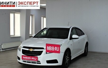 Chevrolet Cruze II, 2011 год, 599 900 рублей, 3 фотография