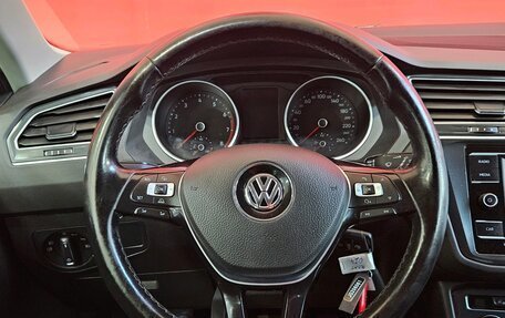 Volkswagen Tiguan II, 2017 год, 1 690 000 рублей, 12 фотография