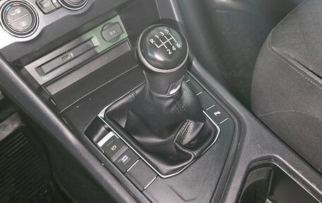 Volkswagen Tiguan II, 2017 год, 1 690 000 рублей, 16 фотография