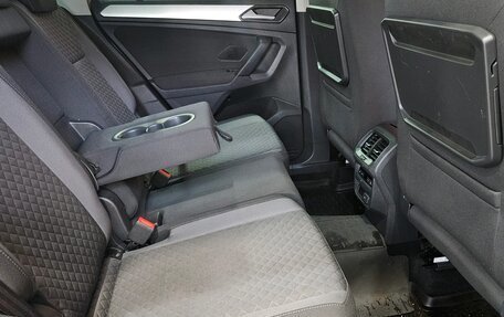 Volkswagen Tiguan II, 2017 год, 1 690 000 рублей, 14 фотография