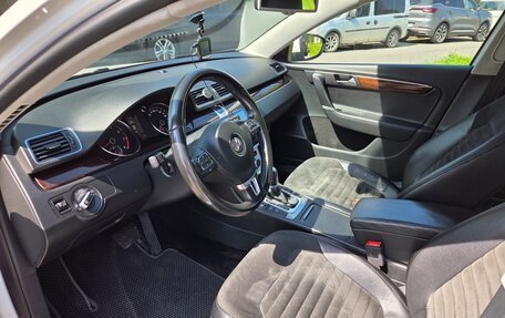 Volkswagen Passat B7, 2013 год, 1 100 000 рублей, 13 фотография