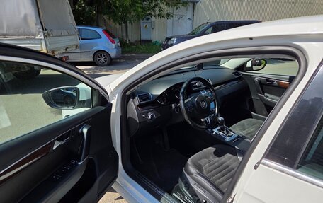 Volkswagen Passat B7, 2013 год, 1 100 000 рублей, 14 фотография